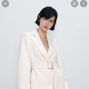 New with Tags - Zara Ivory Blazer size XS-S